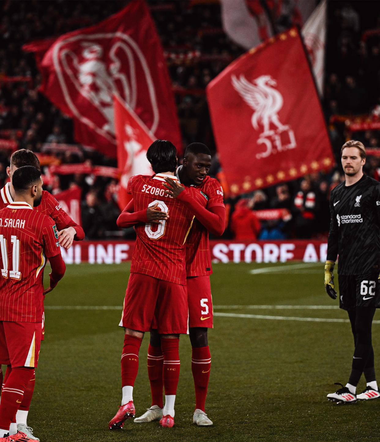 利物浦主场大胜巴黎圣日耳曼，确保半决赛席位